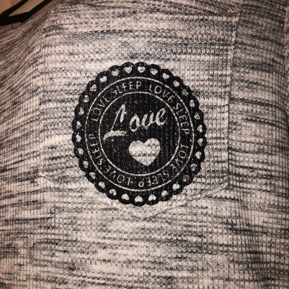 Bobbie Brooks Sz M Gray Thermal Sleep PJ Top NEW NWT - Picture 2 of 2